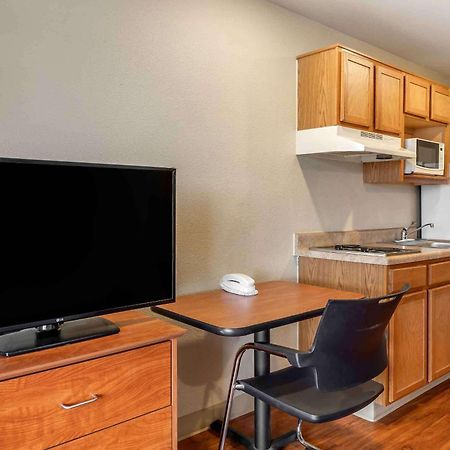 Extended Stay America Select Suites - Wichita - North מראה חיצוני תמונה