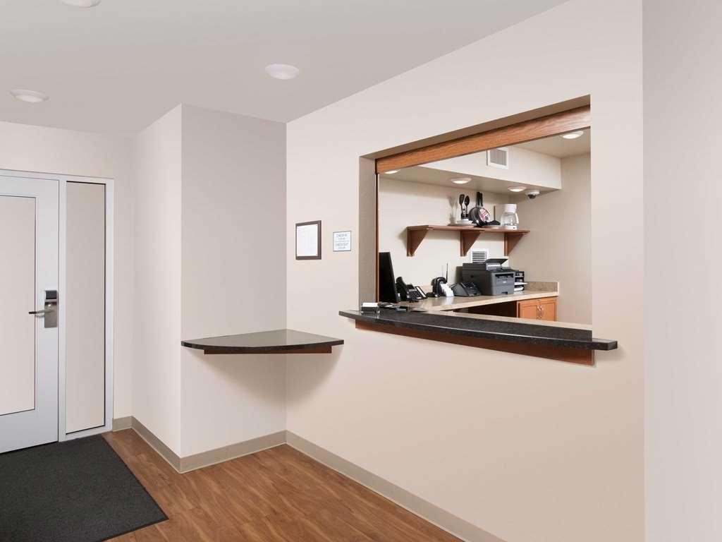 Extended Stay America Select Suites - Wichita - North מראה פנימי תמונה