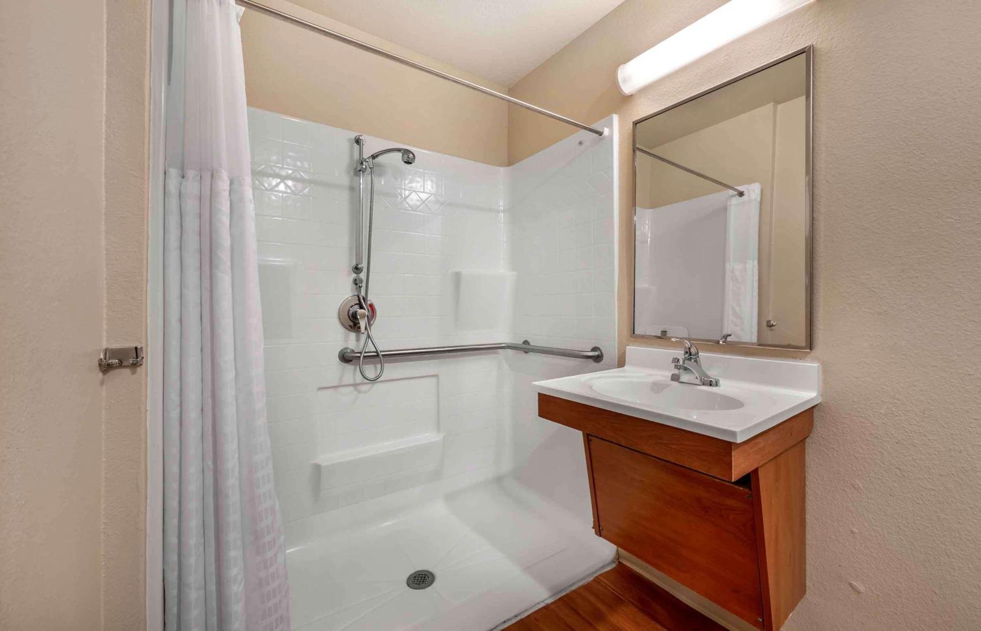 Extended Stay America Select Suites - Wichita - North מראה חיצוני תמונה