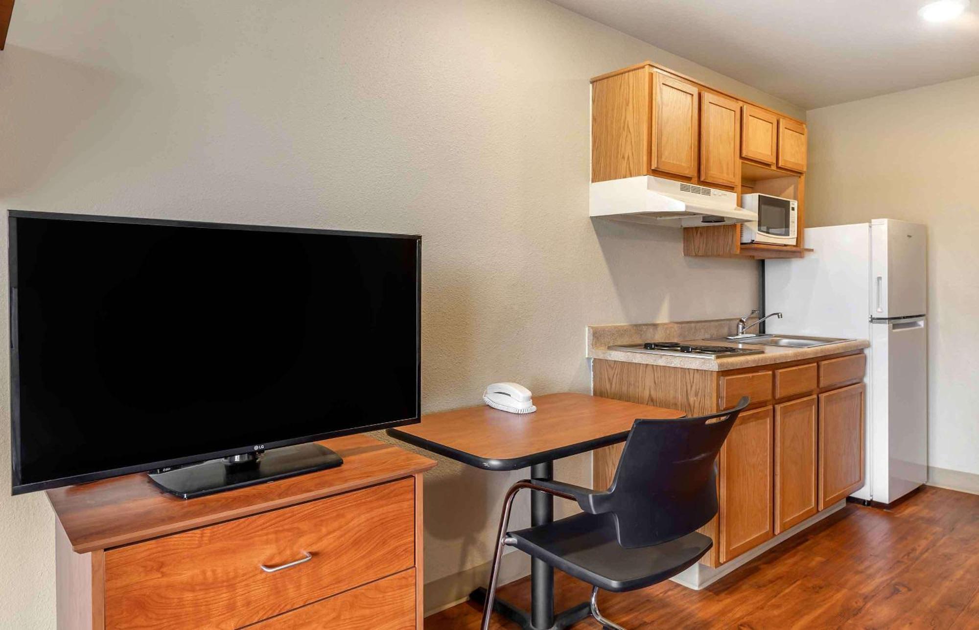 Extended Stay America Select Suites - Wichita - North מראה חיצוני תמונה