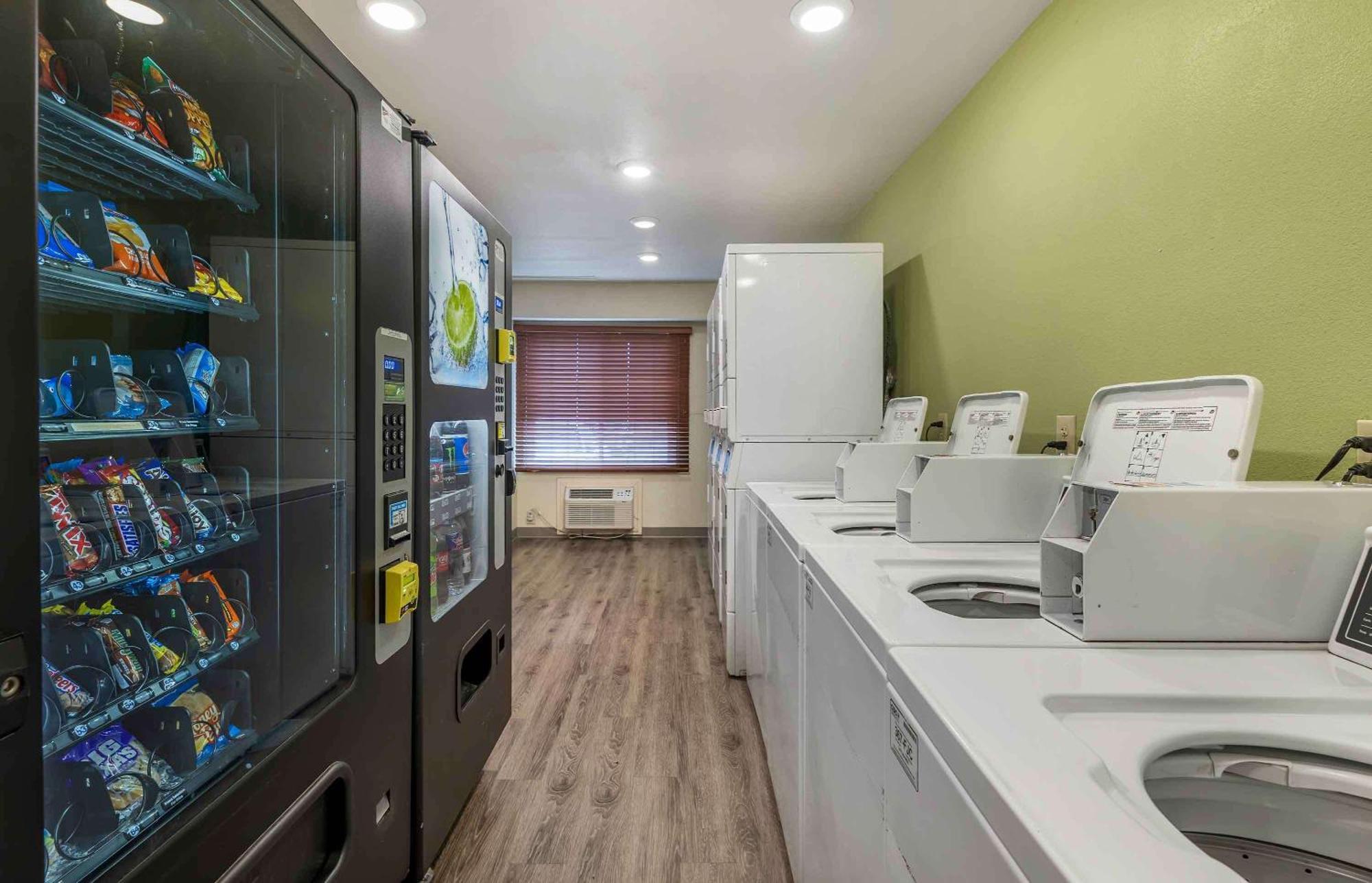 Extended Stay America Select Suites - Wichita - North מראה חיצוני תמונה