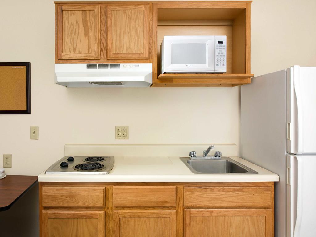 Extended Stay America Select Suites - Wichita - North מראה חיצוני תמונה