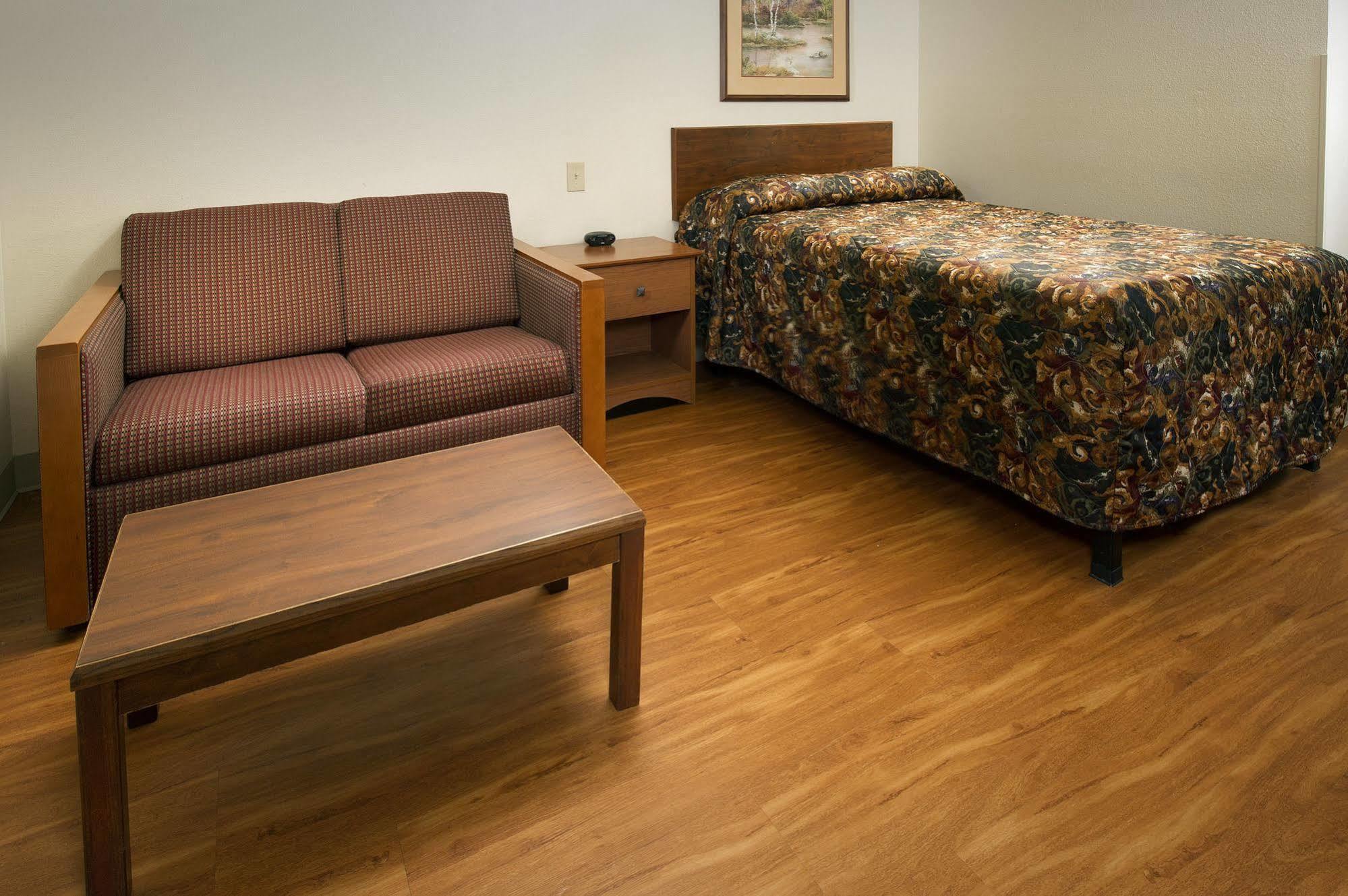 Extended Stay America Select Suites - Wichita - North מראה חיצוני תמונה
